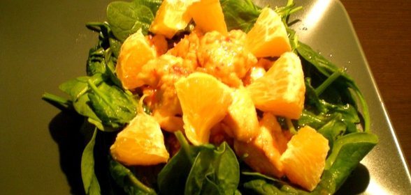 Салат с курицей и апельсинами