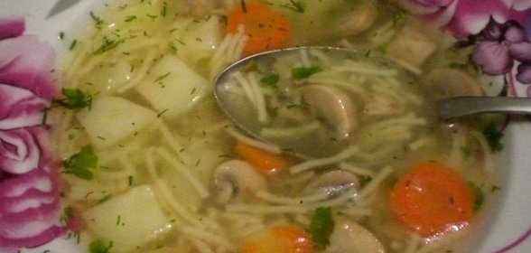 Суп с грибами и вермишелью