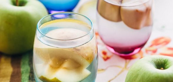 Компот из целых яблок