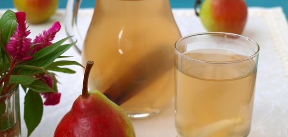 Компот из груш с корицей