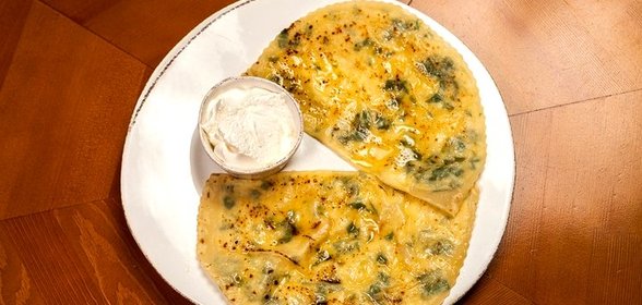 Азербайджанские чебуреки с зеленью