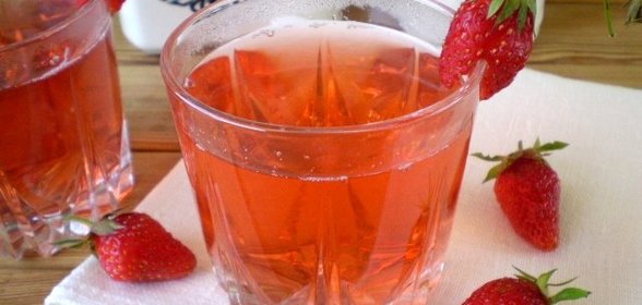 Клубничный компот
