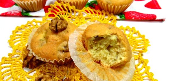 Кекс с грецкими орехами