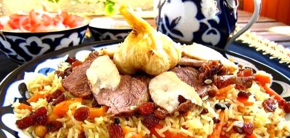 Плов с изюмом