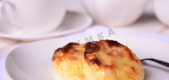 Сырники с кокосовой стружкой и сгущенным молоком