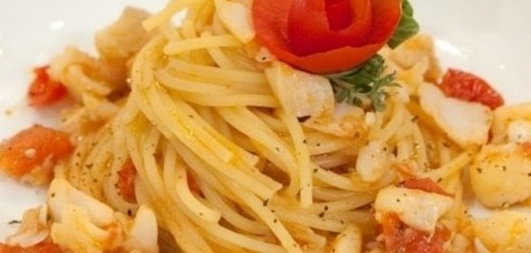 Спагетти с морским петухом и чабрецом