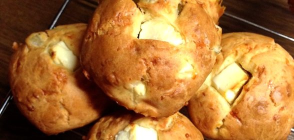 Маффины с сыром фета и оливками