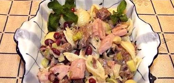 Теплый салат с говядиной