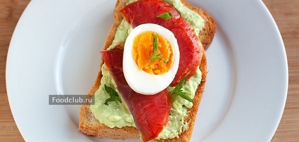 Тост с авокадо и копчёной неркой