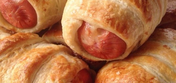 Сосиски с сыром в тесте