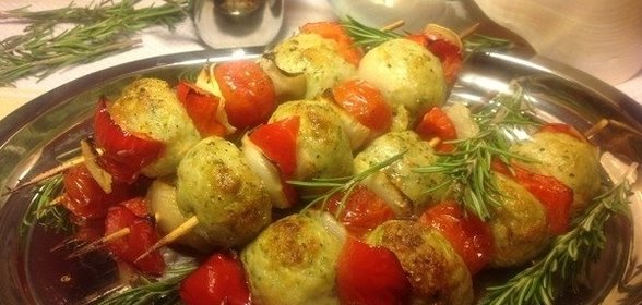 Тефтели из щуки на шпажках