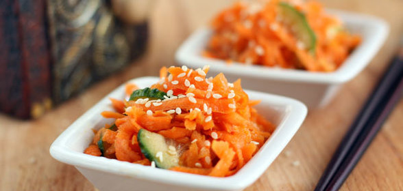 Острый салат из моркови