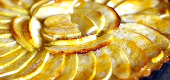 Французский тарт яблочный