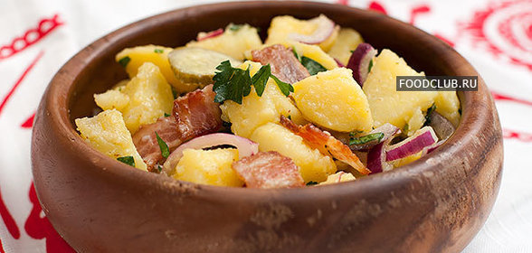 Картофельный салат с красным луком