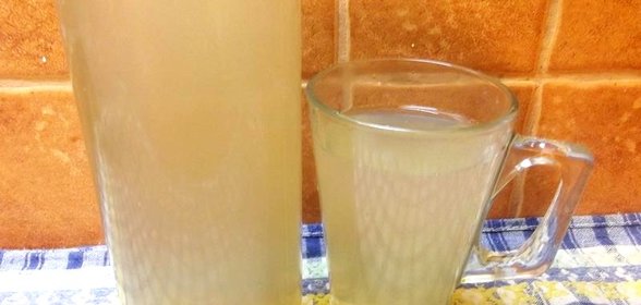 Медовый грушево-виноградный компот