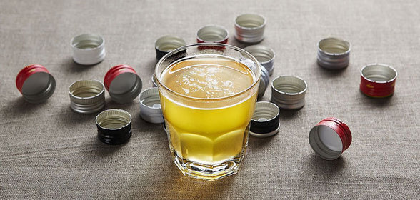 Салат с курицей, грибами и ананасами