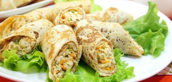 Блины с курицей и морковью по-корейски