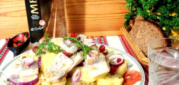 Закуска по-русски с сельдью