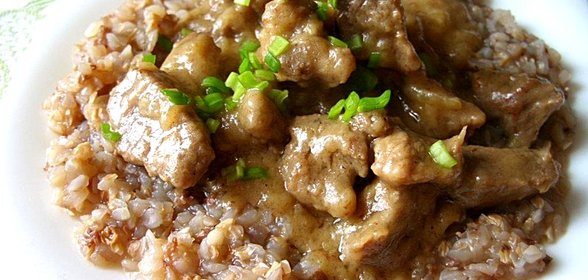 Говядина с подливой