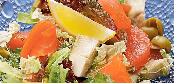 Салат из артишоков с семгой и грейпфрутом