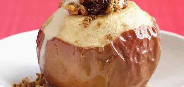 Запеченные яблоки в кленовом сиропе