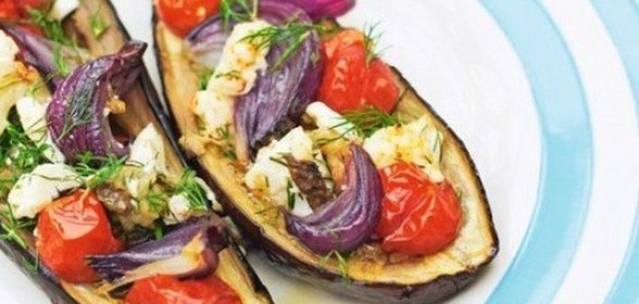 Фаршированные баклажаны с укропом и сыром фета