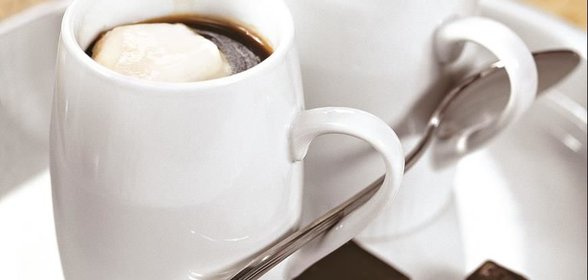 Кофе с шоколадом и сливками