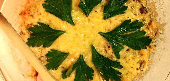 Картофель со сметанным соусом и сыром