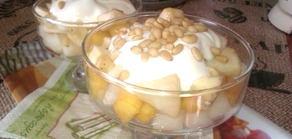 Фруктовый салат-коктейль