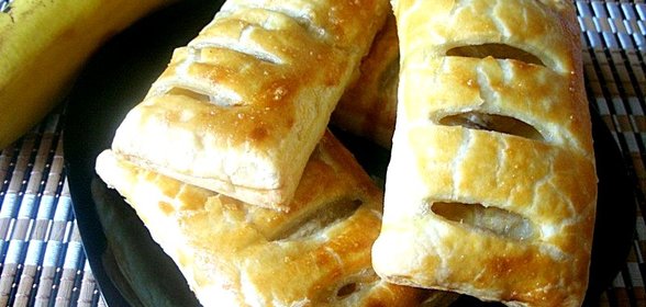 Слоечки с медовым бананом