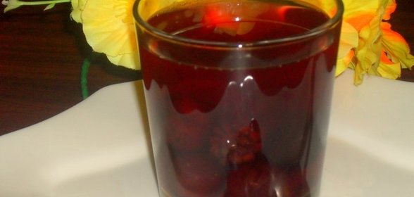 Компот из черешни и ежевики