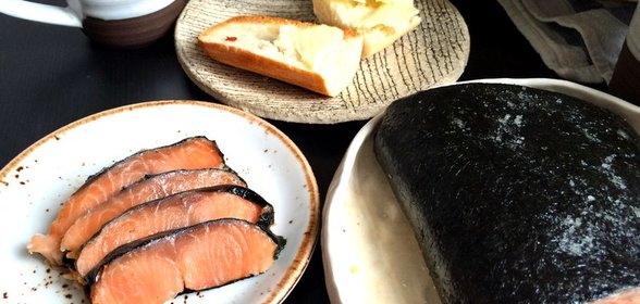 Слабосоленая семга в нори