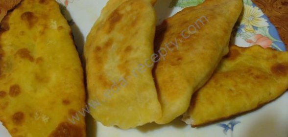 Чебуреки из заварного теста