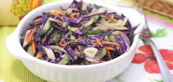 Салат с красной капустой