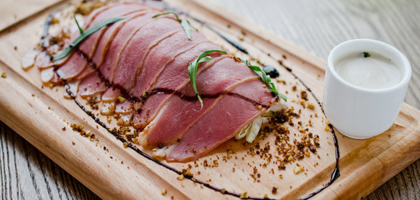 Карпаччо из вяленой утки