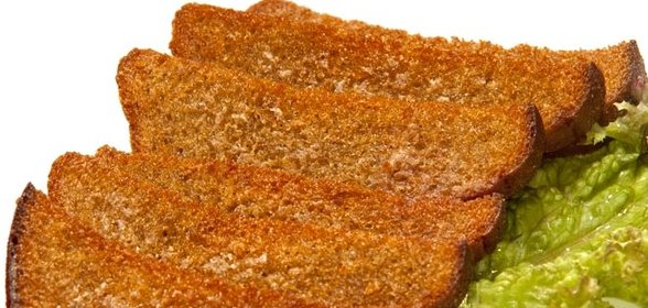 Сухари с чесноком в духовке