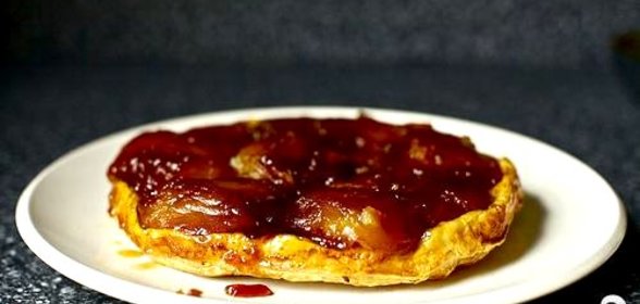 Тарт с яблоками