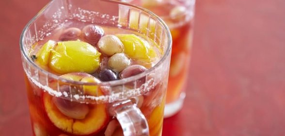 Компот из нектаринов и слив