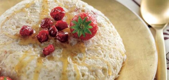 Рисовый пудинг с сушеной вишней и корицей