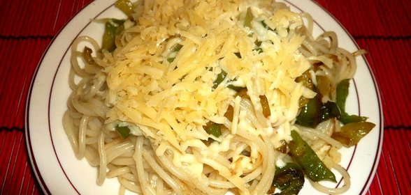 Макароны с болгарским перцем и сыром