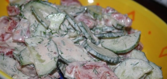 Легкий овощной салат со сметанно-горчичной заправкой