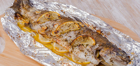 Форель, запеченная в фольге