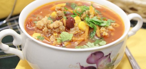 Пицца с копченым лососем и икрой