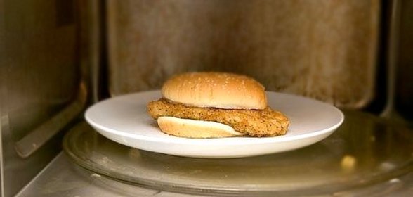 Гамбургеры с курицей и грибами