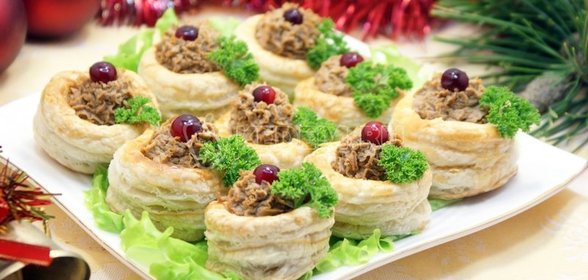 Праздничный паштет в волованах