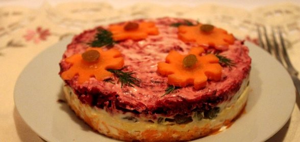 Салат с Изюмом