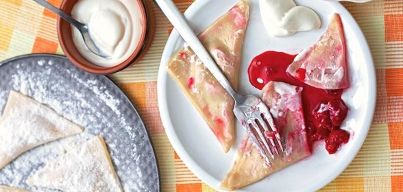 Вареники с вишней и апельсиновой цедрой