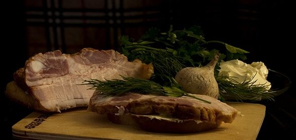 Бутерброд с грудинкой