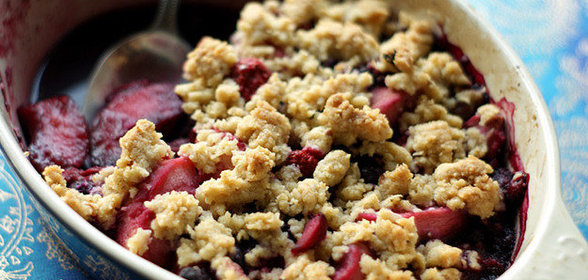 Фруктово-овсяный крамбл