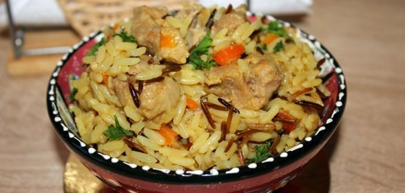 Ароматный рис Акватика Mix с мясом и ягодами годжи в мультиварке